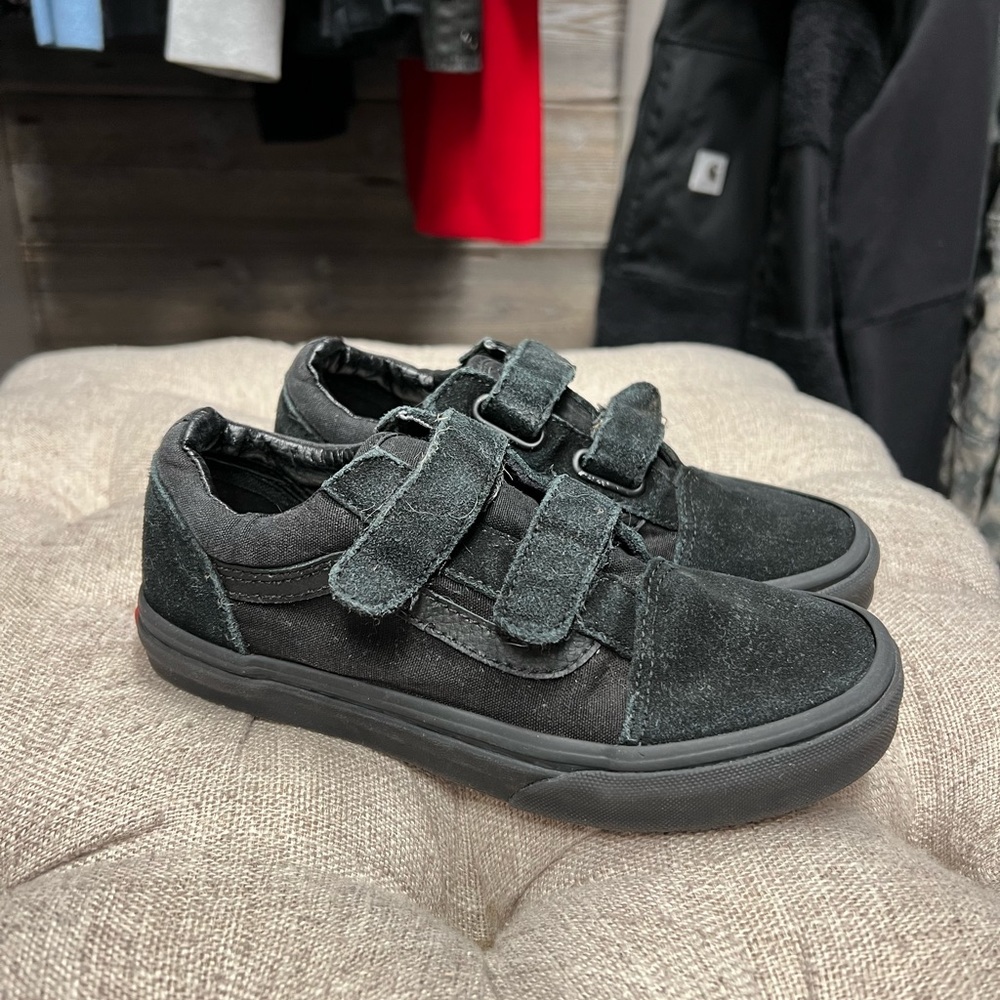 Vans black size 3